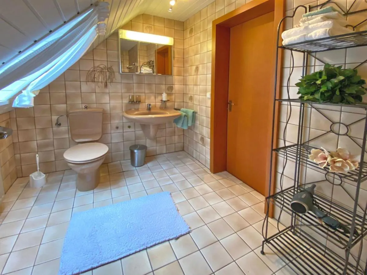 Holiday Home With Garden In Weissenbrunn