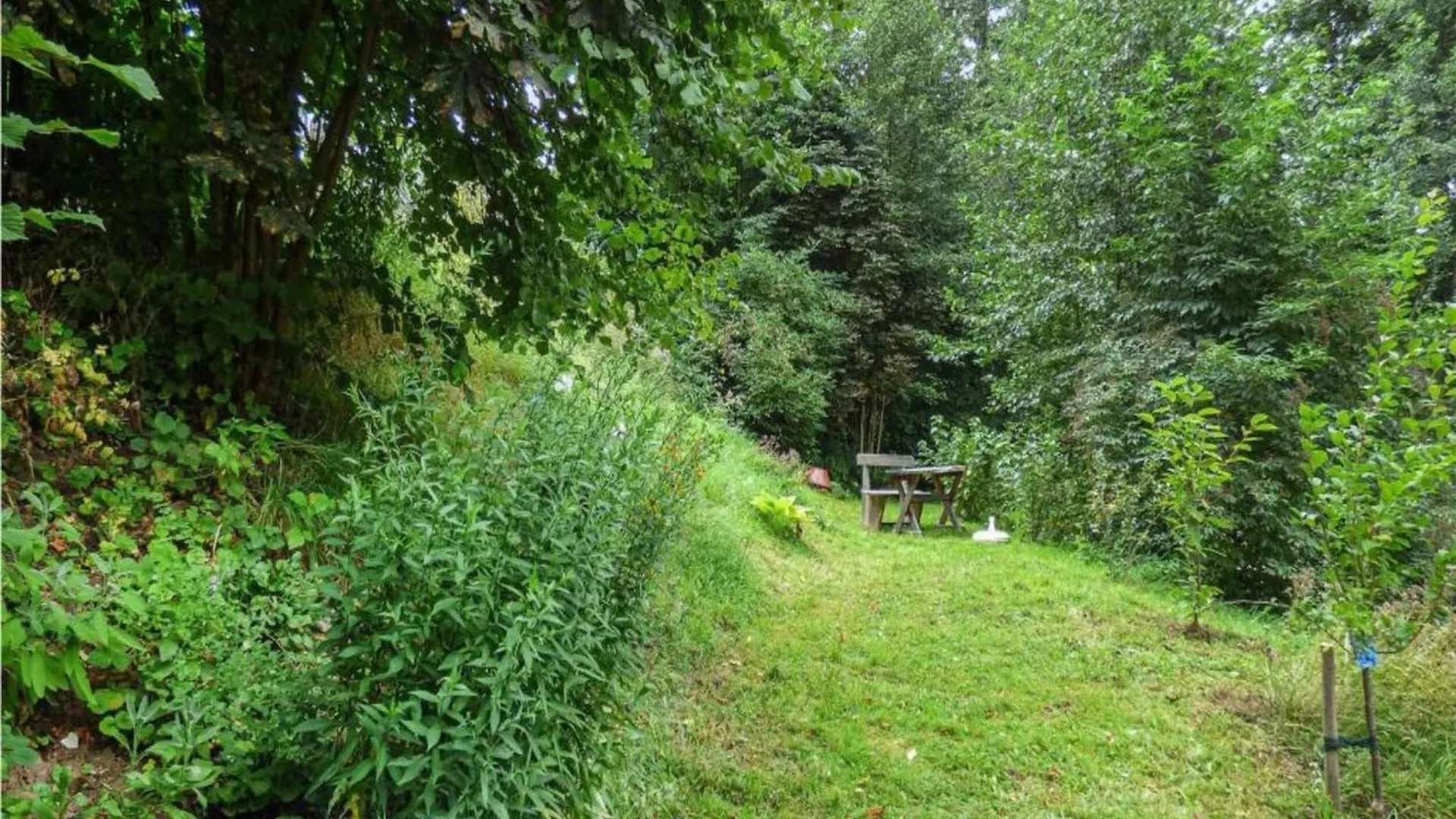 Holiday Home With Garden In Weissenbrunn 0*,